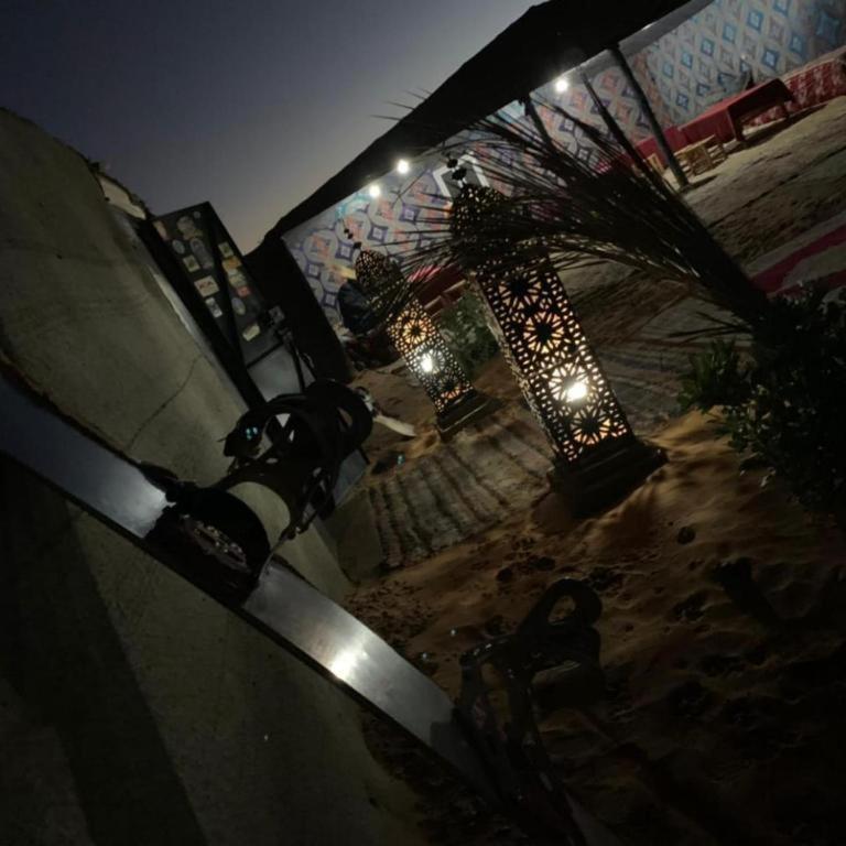 Bed and Breakfast Camp Sahara Majestic M’hamid El Ghizlane Exterior foto