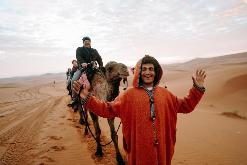 Bed and Breakfast Camp Sahara Majestic M’hamid El Ghizlane Exterior foto