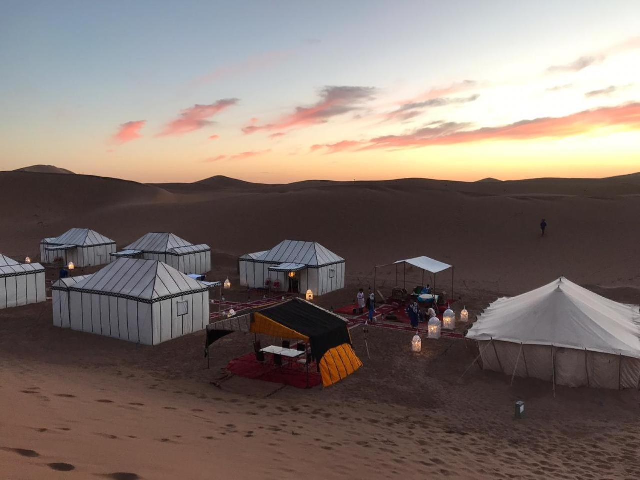 Bed and Breakfast Camp Sahara Majestic M’hamid El Ghizlane Exterior foto