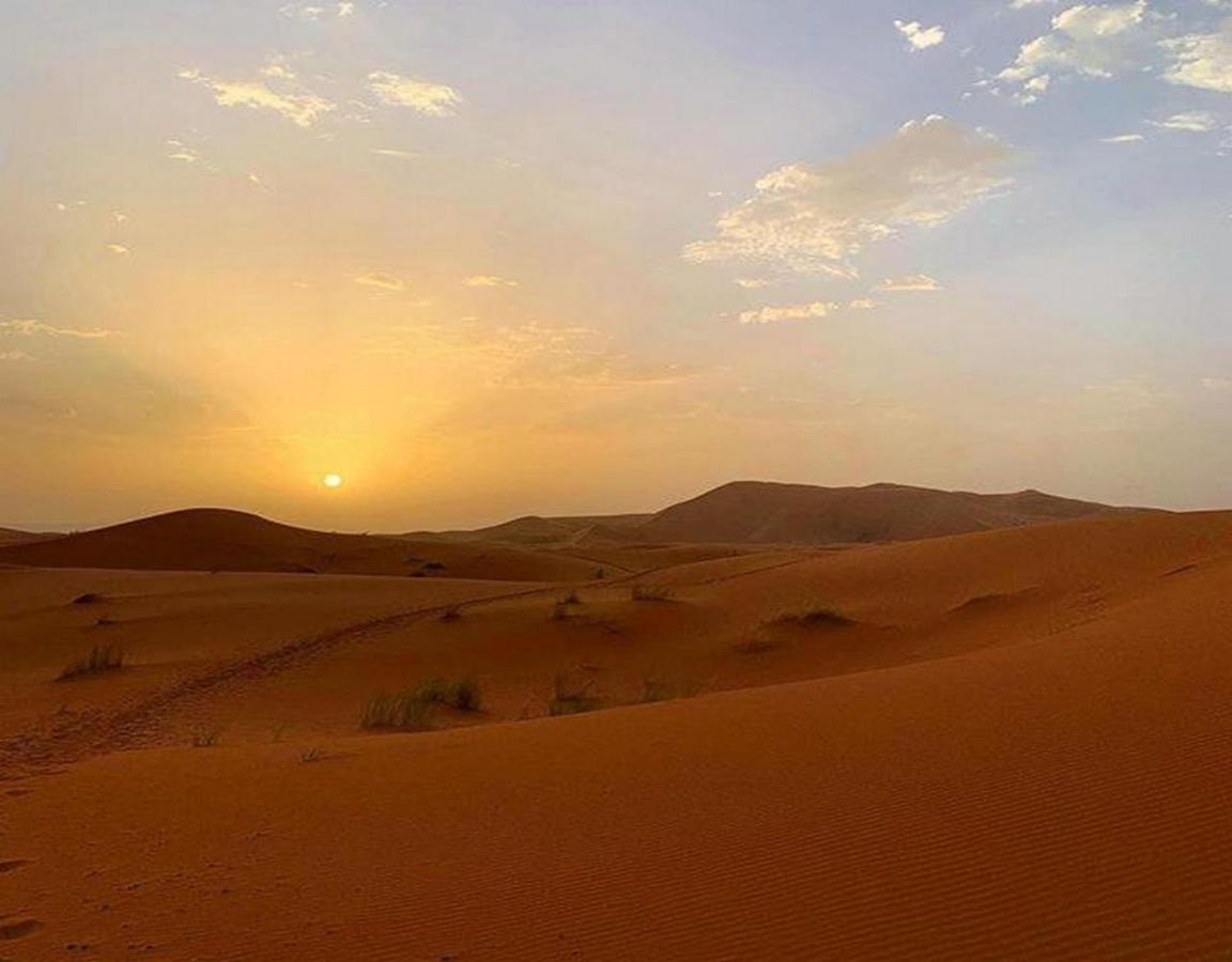 Bed and Breakfast Camp Sahara Majestic M’hamid El Ghizlane Exterior foto