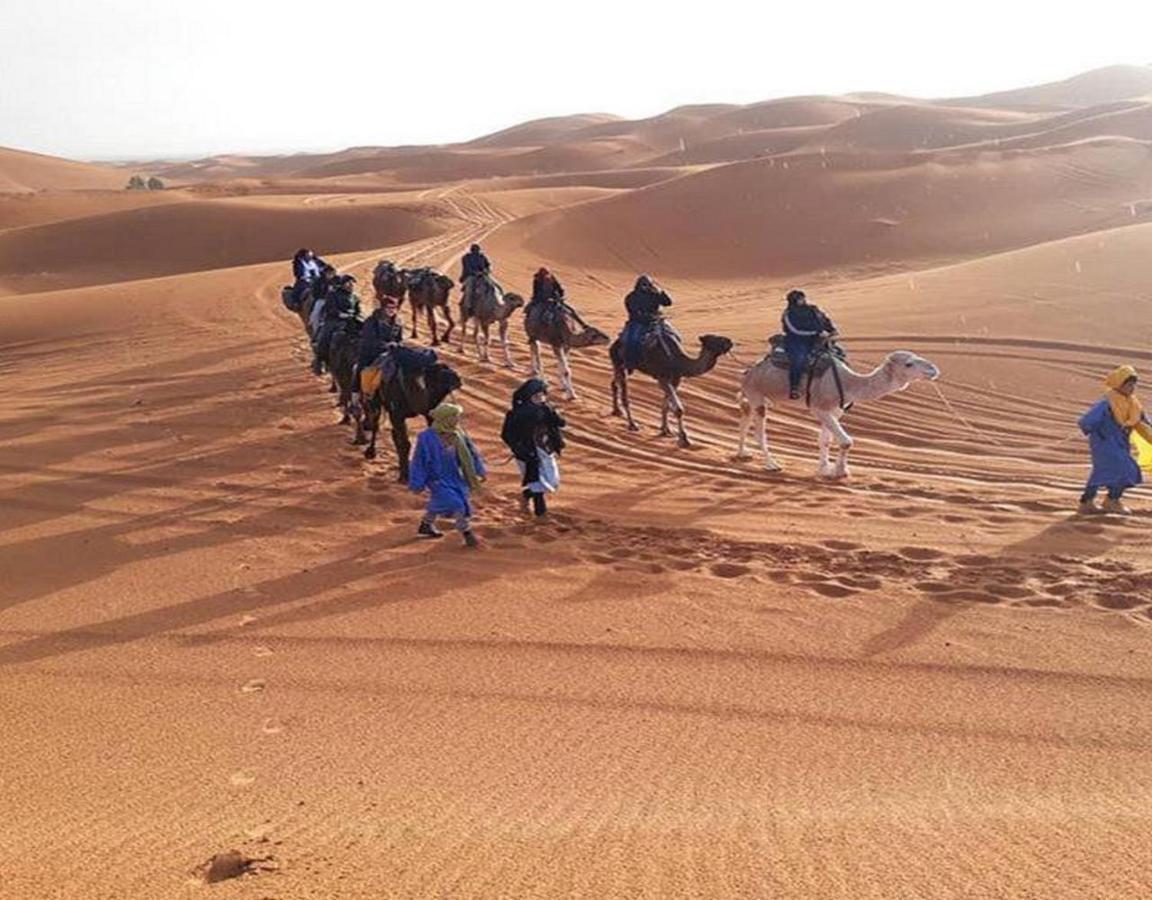 Bed and Breakfast Camp Sahara Majestic M’hamid El Ghizlane Exterior foto